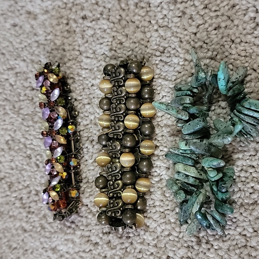 12 bracelets - Picture 4 of 6